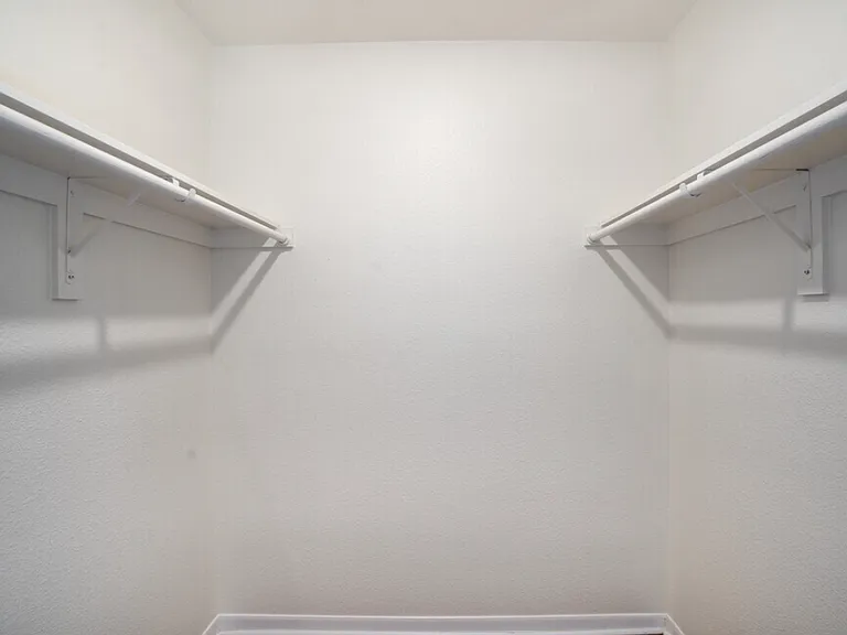 1408 Hughes St #15 — Photo 6