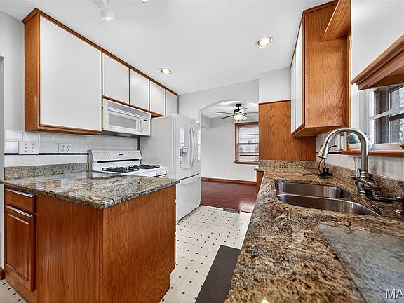 3rd image of 10845 Vargas Dr