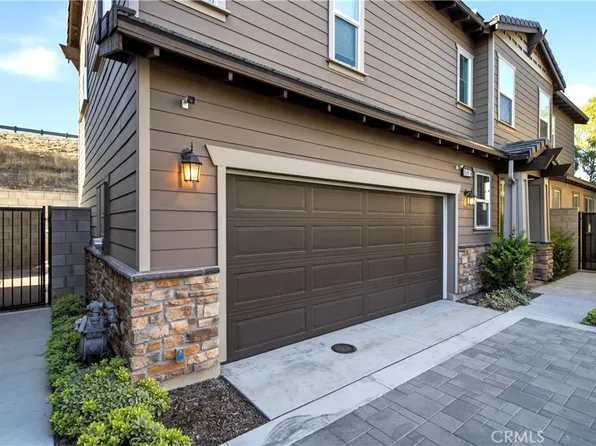 6545 Grotto Ln, Fontana, CA 92336