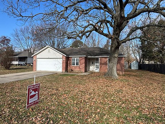 2nd image of 461 Pleasant Tree Pl