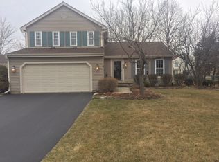 1204 Lismore Ct, Lake Zurich, IL 60047