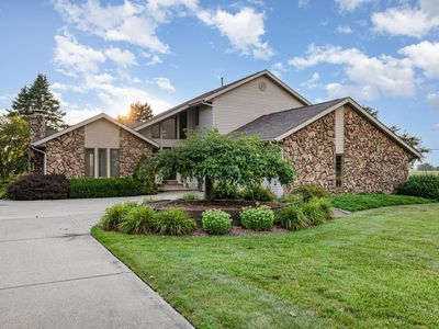 2240 Garfield Rd, Auburn, MI, 48611