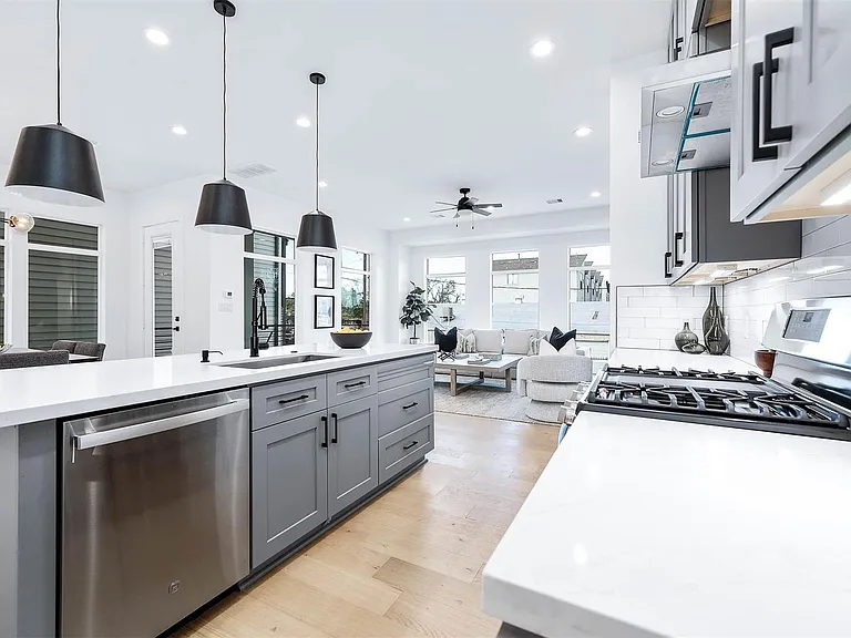 3805 Coyle St — Photo 13