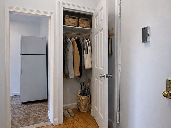 4th image of 201 E 104th St APT 2B