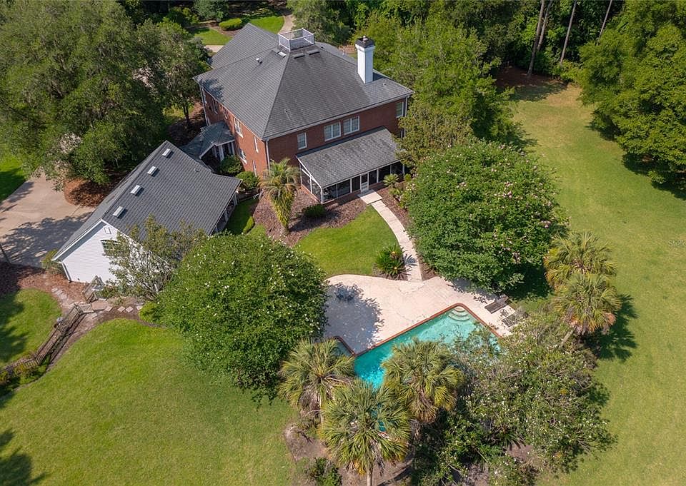 1st image of 5928 NW 33rd Ave