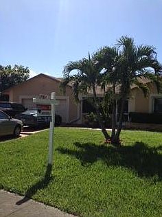 2nd image of 11300 NW 37th Pl