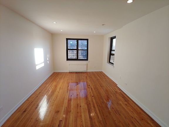 5th image of 73-62 Bell Blvd APT 6M