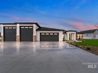 16845 Long Meadow Dr, Caldwell, ID 83607