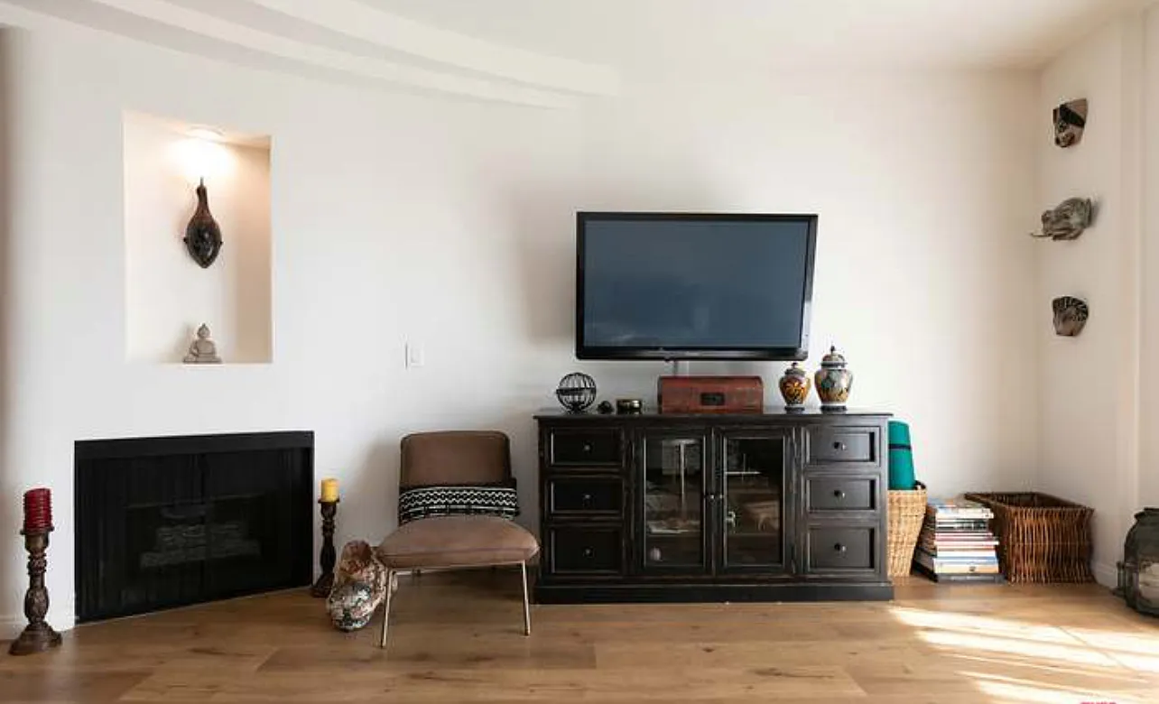 3 bed, 1322 sqft, $4,500 — Photo 3