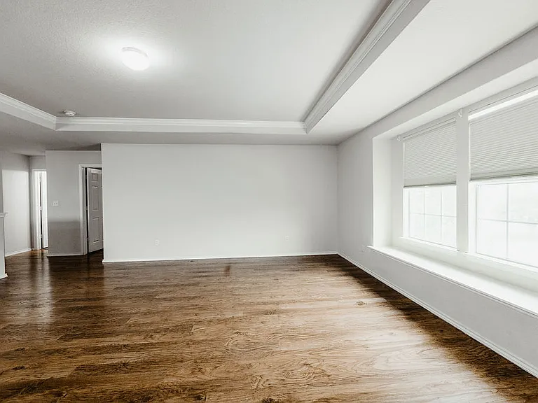 24370 Invitation Oak — Photo 32