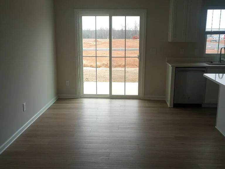 104 Filly Ln — Photo 6