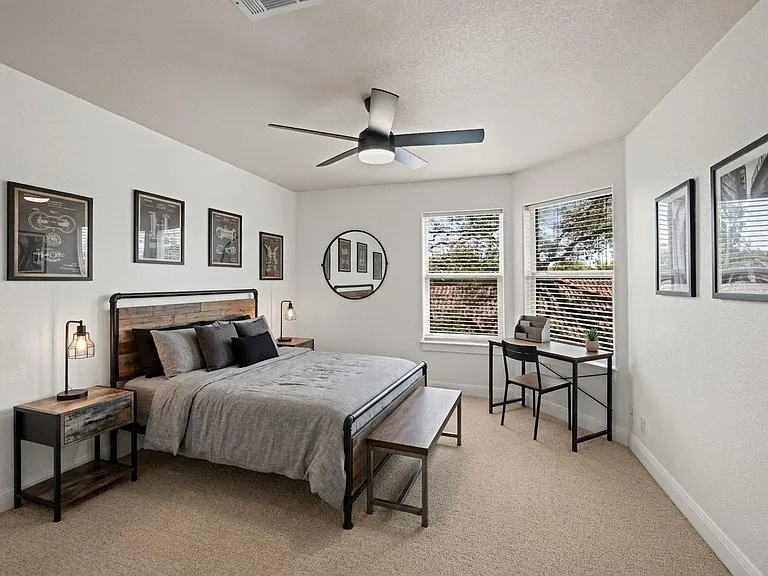 11 Treehaven Ln — Photo 20