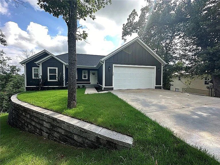 1st image of 38 Ramsey Dr