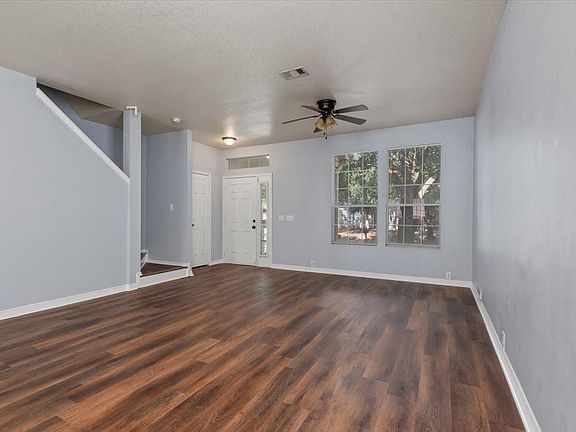 4th image of 23851 Township Elm St