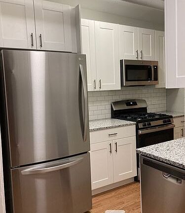 2nd image of 2317 W Chase Ave #19-3