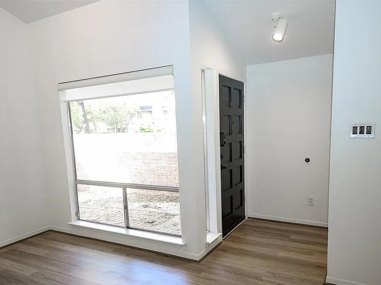 2302 W Settlers Way — Photo 11
