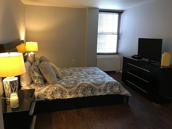 5th image of 6100 Henry Ave APT 3I