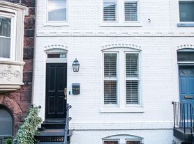 1740 V St NW, Washington, DC