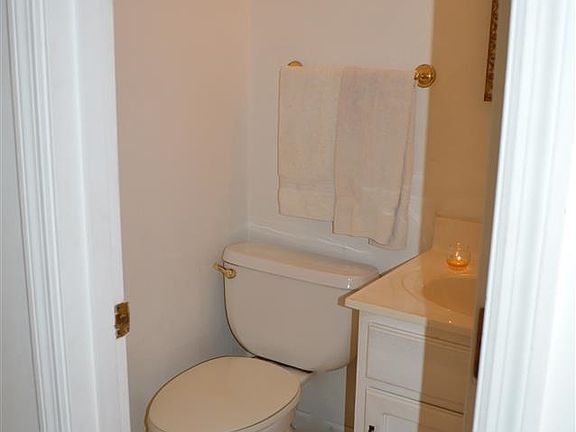 5th image of 1 Sharon Dr