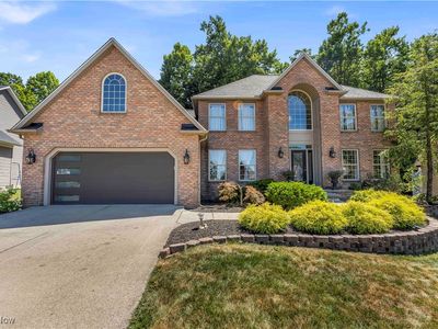 120 Sugarbush Gln, Chardon, OH, 44024