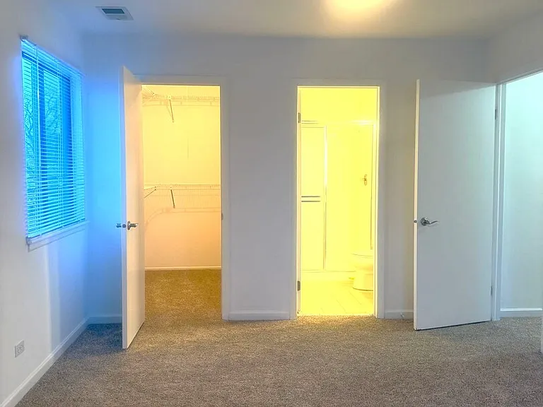 327 Wildberry Ct #D2 — Photo 10
