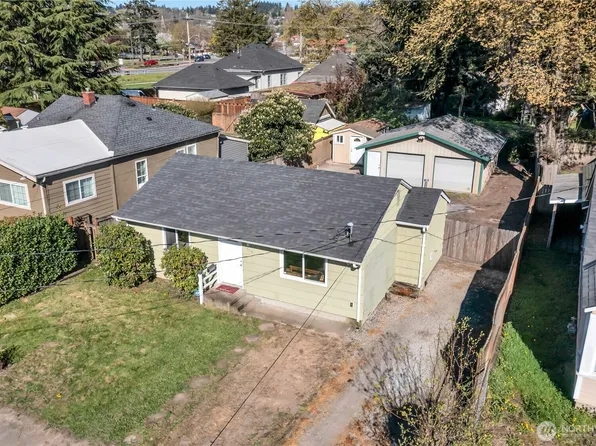 516 6th Ave S, Kent, WA 98032