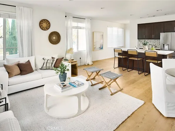 5552 Coral Dr Unit 108, Hawthorne, CA 90250
