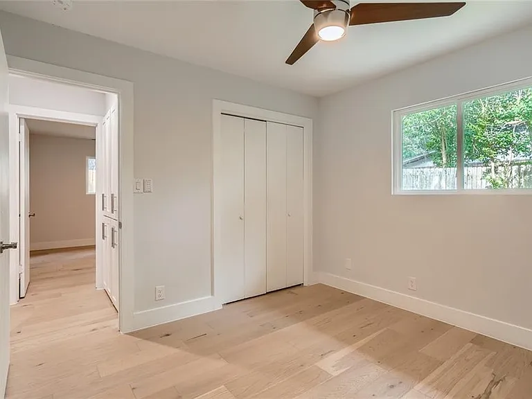 6204 Shadow Valley Dr #B — Photo 15