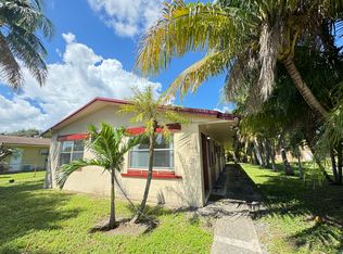 5813 SW 27th St, Hollywood, FL 33023