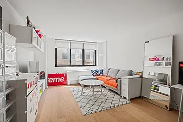 Rented by Yangtze Hudson LLC