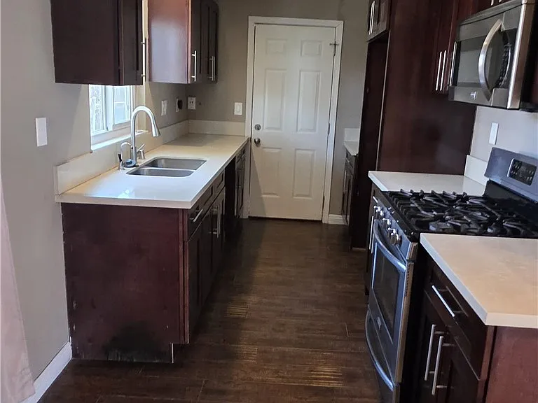 8808 Randolph St — Photo 4