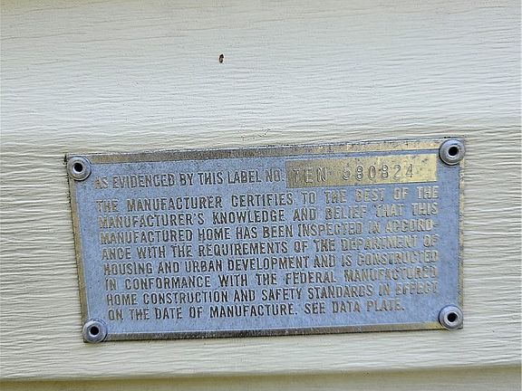 5th image of 606 Cow Creek Rd