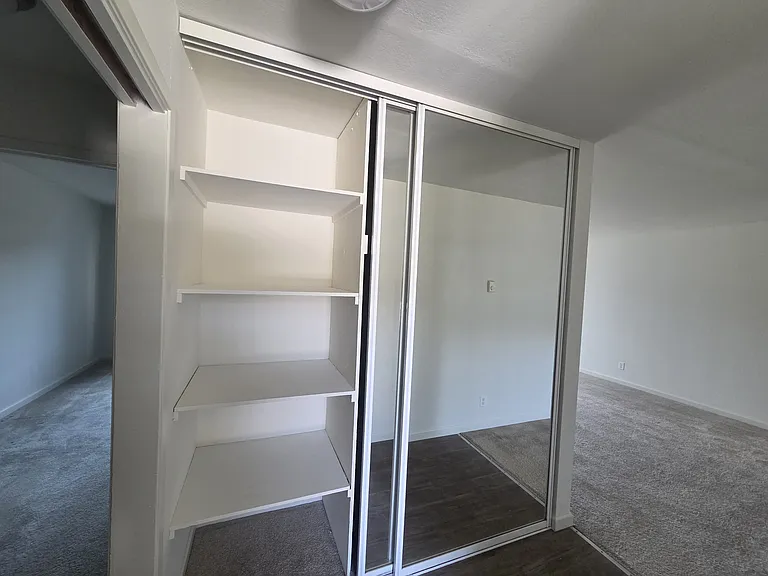 Tropic Sands Apartments — Photo 44