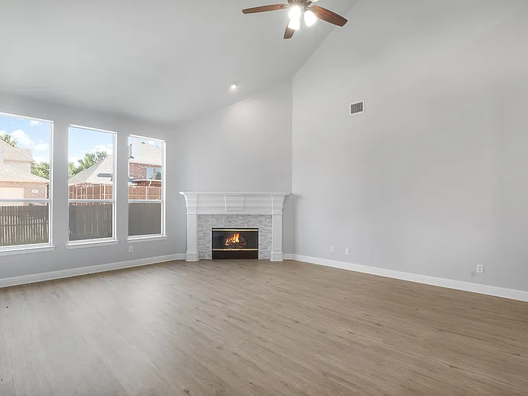 14895 Farmcote Dr — Photo 10