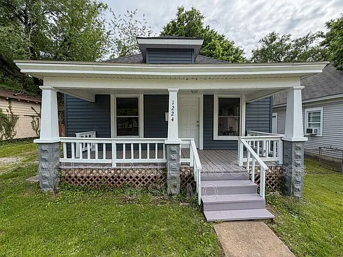 1224 E Central St Photo 1