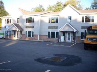 71 N Mountain Blvd, Mountain Top, PA 18707