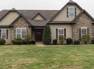 326 Laura Bishop Ln, Inman, SC 29349