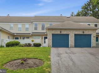 144 Pinnacle Point Dr, Lancaster, PA 17601