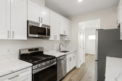 1st image of 2717 Columbia St #102