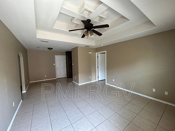 5th image of 304 W Amy Dr APT C