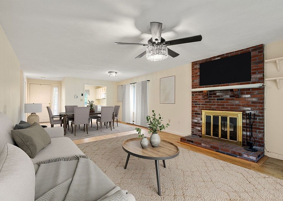 1st image of 110 Highwood Dr