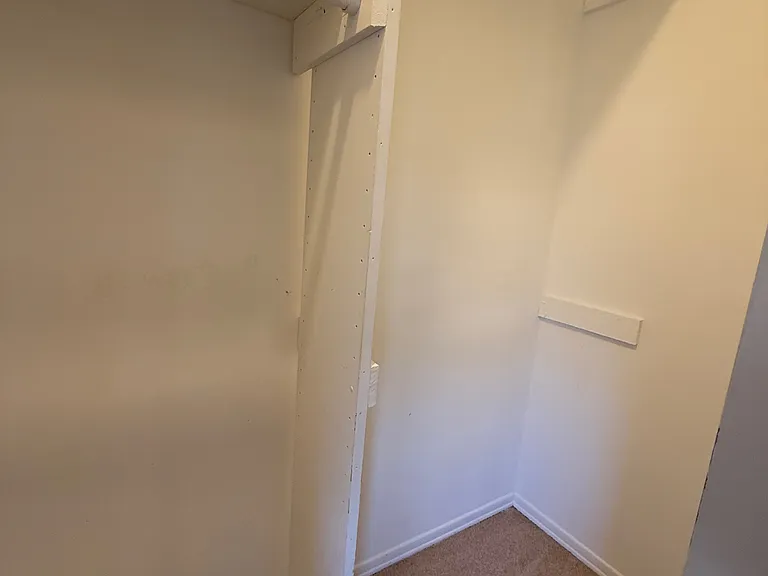 1708 N Hamilton St #C — Photo 33