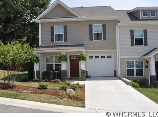 19 Athena Ave UNIT D-1, Weaverville, NC 28787