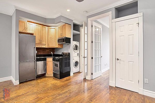 1st image of 330 E 35th St APT 55