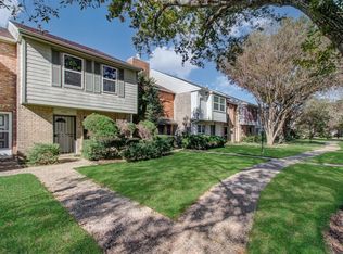 9495 Fondren Rd, Houston, TX 77074