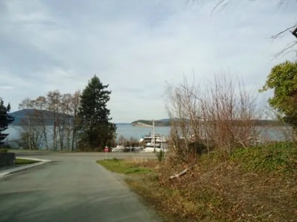 3406 W 2nd St, Anacortes, WA 98221