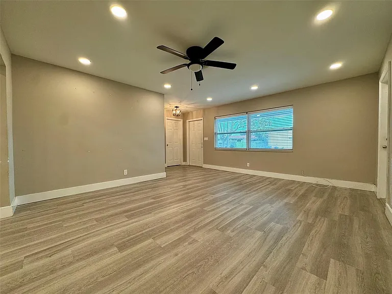 1871 NW 31st Ct — Photo 6