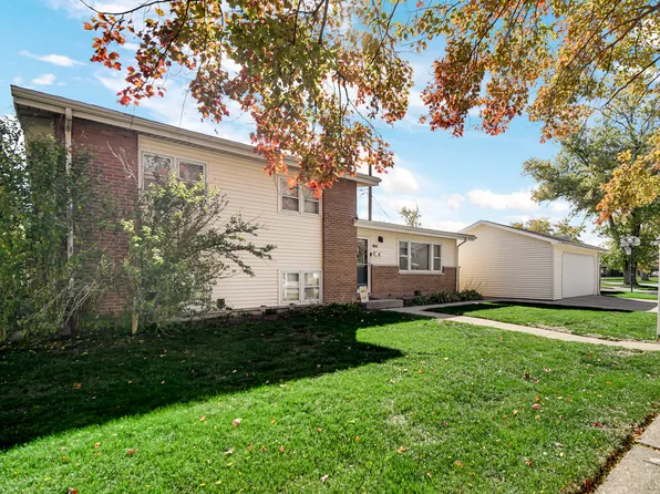 420 Carey Ct, Chicago Heights, IL 60411