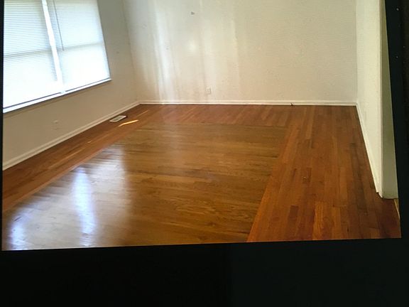 2nd image of 9 Bayberry Cir