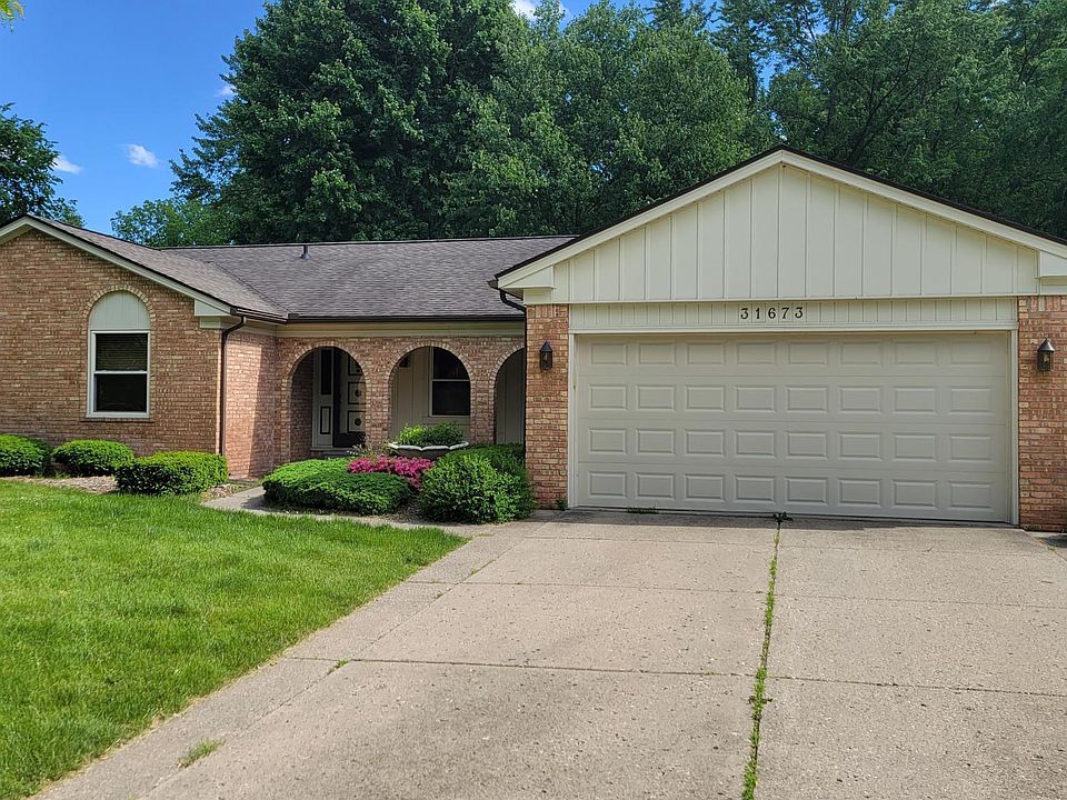1st image of 31673 Hillbrook St